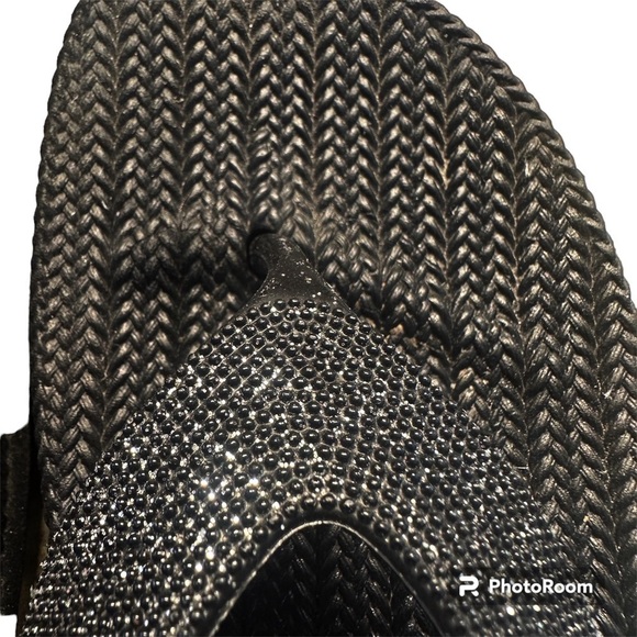 Capelli, New York Black Glitter Textured Flip-Flops Size 10 - Picture 3 of 6